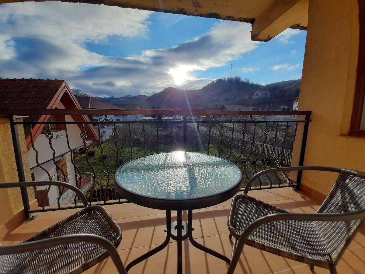 Pensiunea Montan Din Bran,Sat Simon Spa Indoor برانْ المظهر الخارجي الصورة