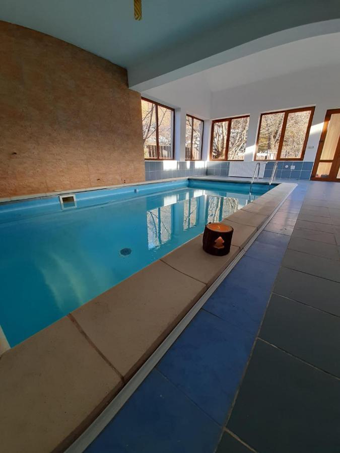 Pensiunea Montan Din Bran,Sat Simon Spa Indoor برانْ المظهر الخارجي الصورة