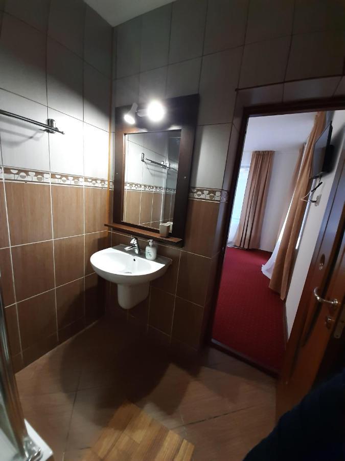 Pensiunea Montan Din Bran,Sat Simon Spa Indoor برانْ المظهر الخارجي الصورة