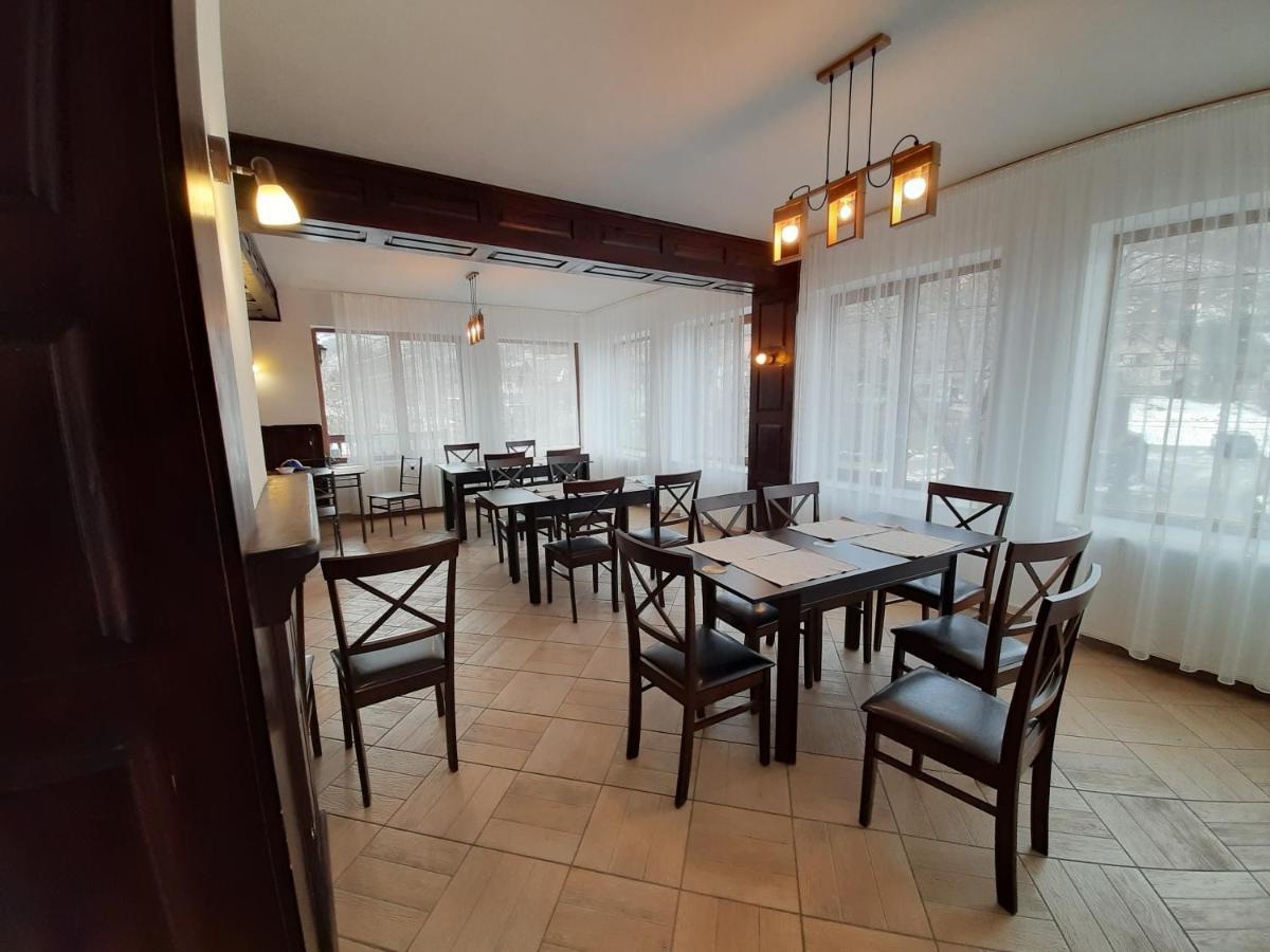 Pensiunea Montan Din Bran,Sat Simon Spa Indoor برانْ المظهر الخارجي الصورة