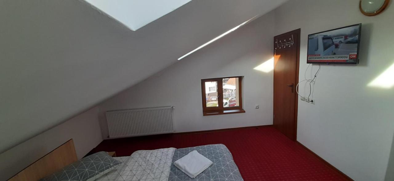 Pensiunea Montan Din Bran,Sat Simon Spa Indoor برانْ المظهر الخارجي الصورة