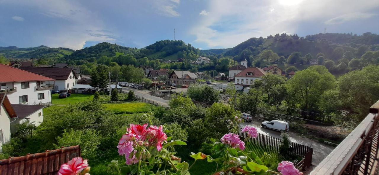 Pensiunea Montan Din Bran,Sat Simon Spa Indoor برانْ المظهر الخارجي الصورة