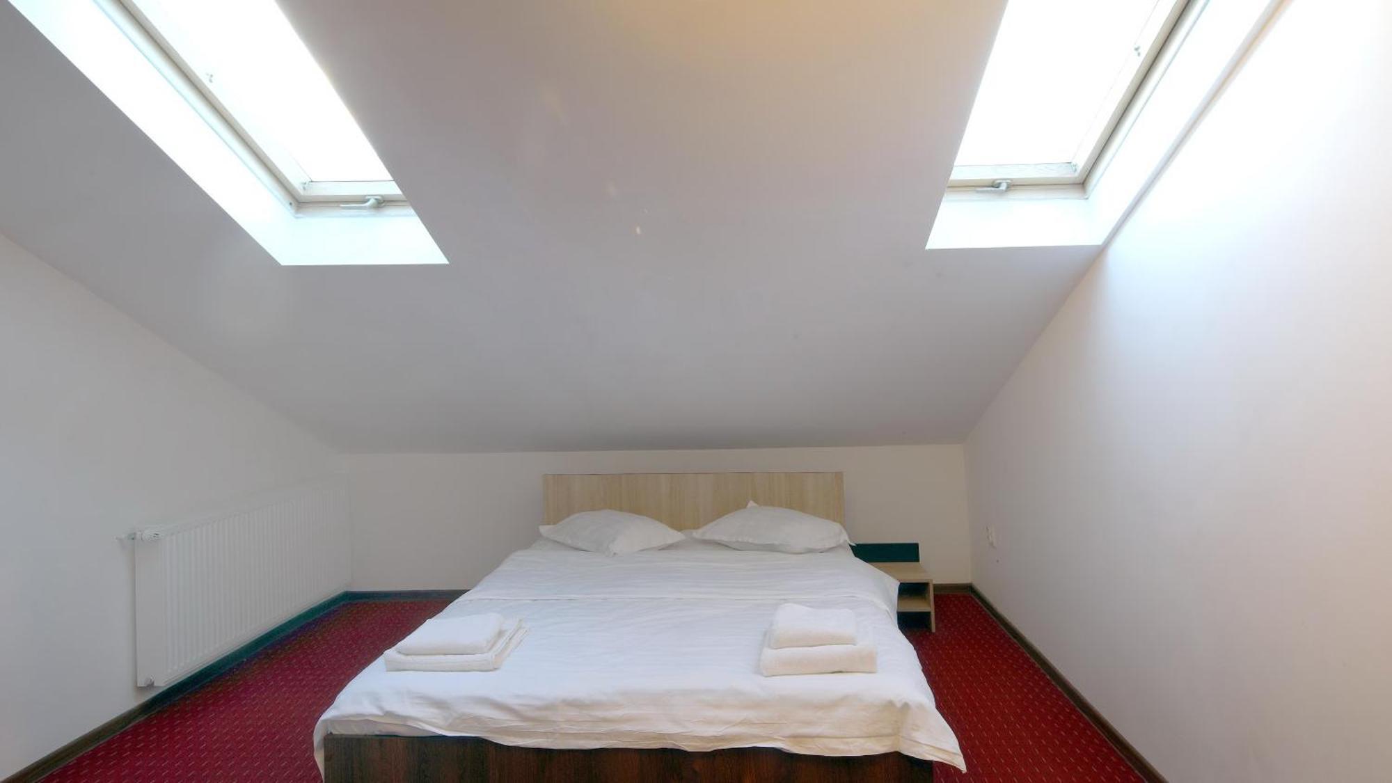 Pensiunea Montan Din Bran,Sat Simon Spa Indoor برانْ المظهر الخارجي الصورة