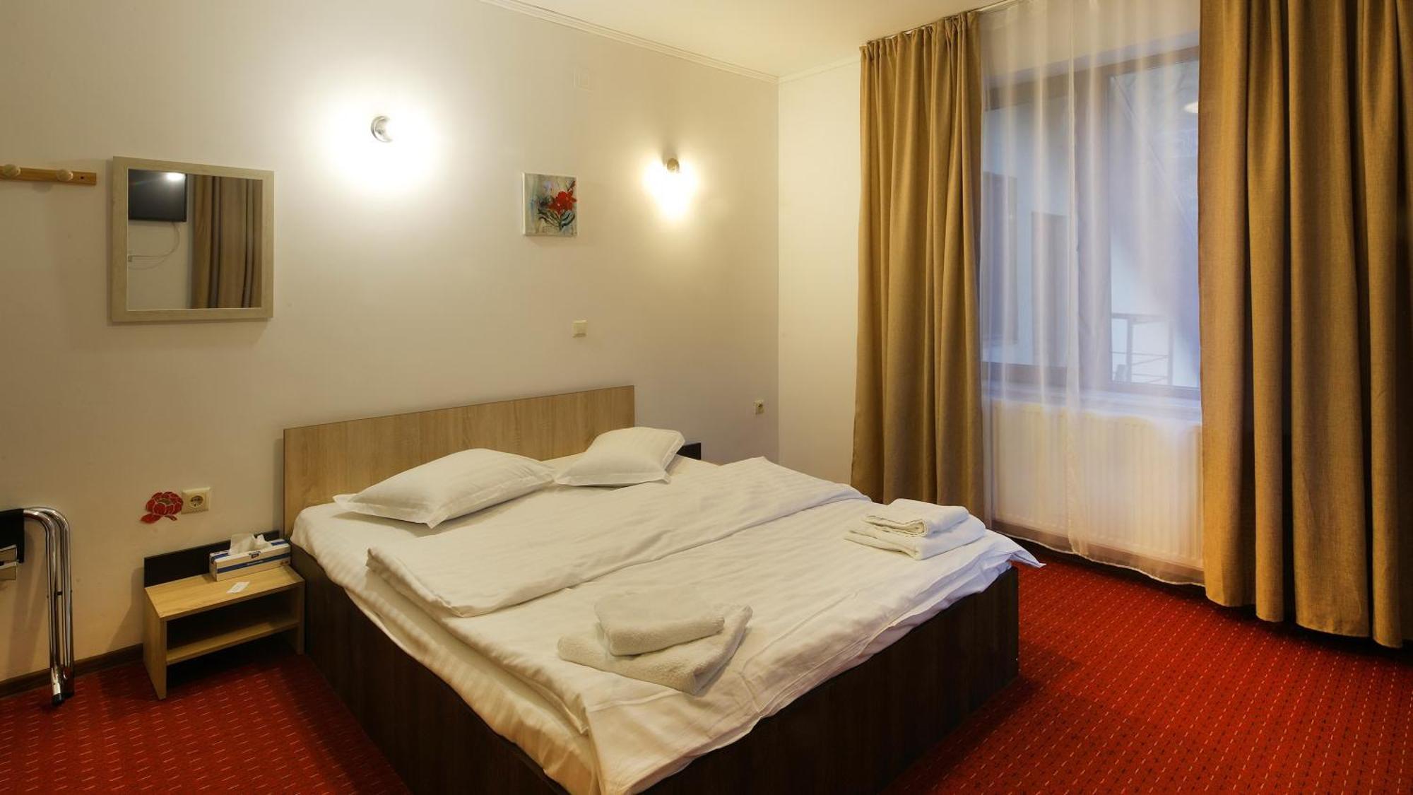 Pensiunea Montan Din Bran,Sat Simon Spa Indoor برانْ المظهر الخارجي الصورة